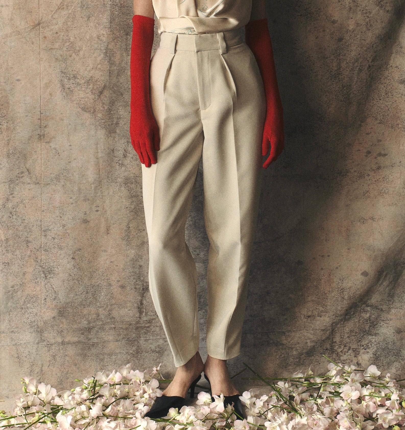Beige Nuan Pants